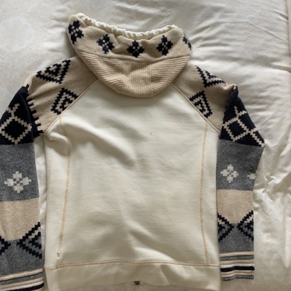 Beautiful vest -one of a kind! - Picture 6 of 8